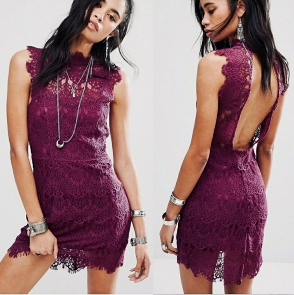 Free People Daydream Lace Mini Dress in Magenta, Large - Picture 1 of 7